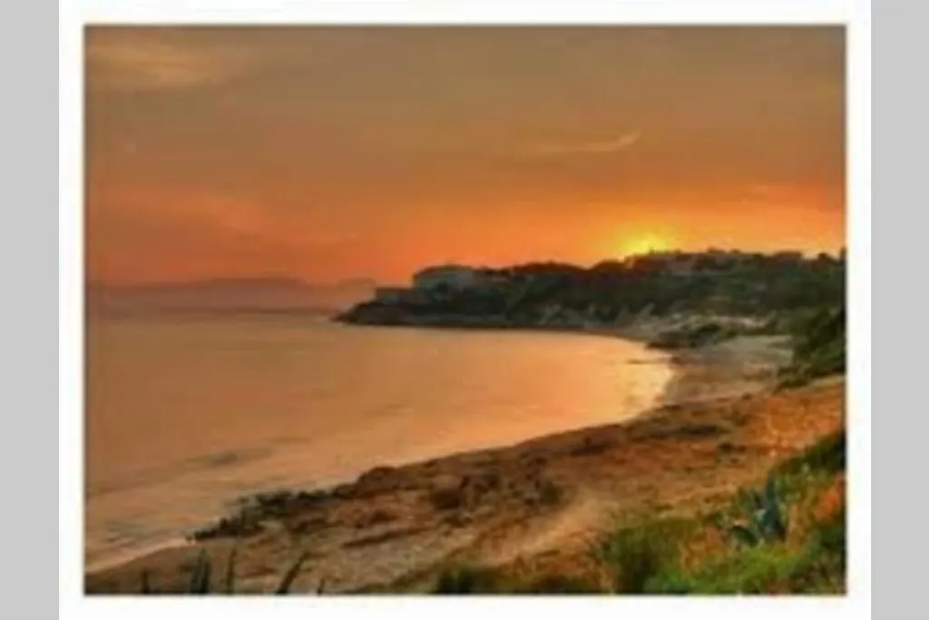 Cozy Apartment With Parking Salou Spain