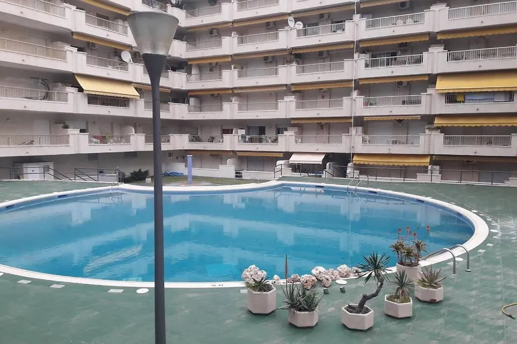 Cozy Apartment With Parking Salou