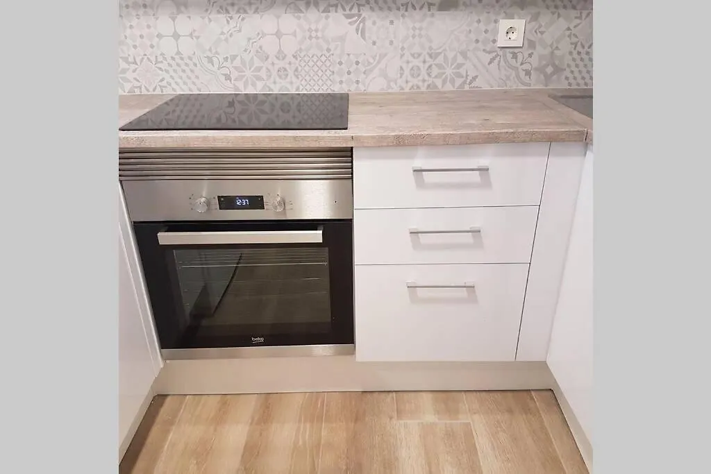 Cozy Apartment With Parking Salou