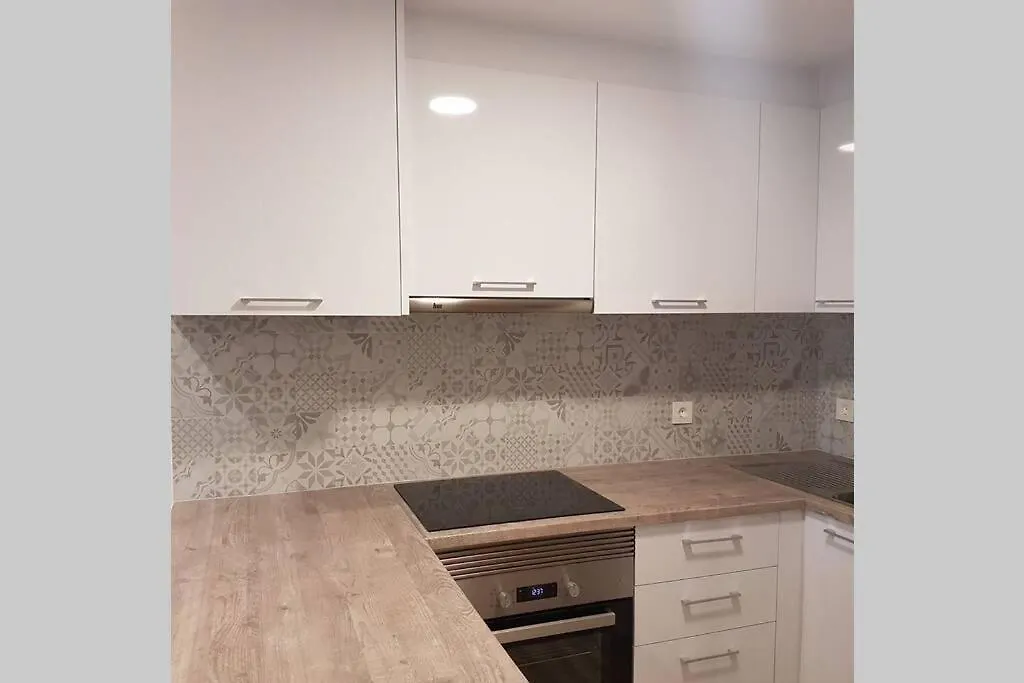 Cozy Apartment With Parking Salou